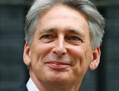 وزير خارجية بريطانيا : يجب تسوية الأزمة السورية عبر مسار سياسى