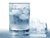 أخصائية تغذية تقدم إضافات لمياه الشرب تجعلها أكثر فائدة ولذة