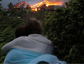 بالصور.. كايت وينسلت تنجو من حريق فى منزل ريتشارد برانسون