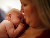 الأطفال المولودون فى الشتاء أكثر عرضة للإصابة بالربو ومشاكل الرئة بالكبر