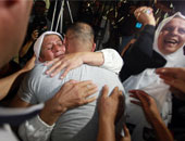 أسير محرر يرزق بمولودة بعد 34 عاما فى سجون إسرائيل