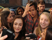 فريق "وان دايركشن" أغنى فريق غنائى فى تاريخ الموسيقى البريطانية 