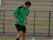 "آيفون 5" مكافآة فوز عروبة "صلاح" على الشعلة بالدورى السعودى