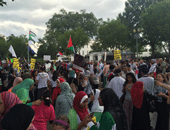 مئات الأردنيين يتظاهرون قرب مبنى رئاسة الوزراء دعما لغزة