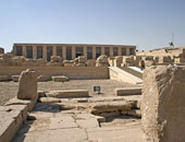 بالصور .. استمرار أعمال الترميم داخل معبد أبيدوس بسوهاج