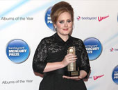 ألبوم "21" للمطربة "أديل" الأكثر مبيعا