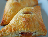 طريقة عمل فطيرة التفاح بالتوت الأحمر