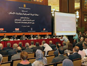 وزير الإسكان: لدينا أزمة تواصل بين الوزارات ونأمل ترشيد صناعة القرار.. وعرض وثيقة تنمية إقليم قناة السويس على "الوزراء" خلال أسبوعين.. ووزير التمية المحلية: نحن دولة بلا قرار ونحتاج جدية فى التنفيذ