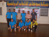 رئيس جامعة سوهاج يهدى كأس بطولة المصالح الحكومية لروح الشهيد فراج