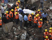 انتشال طفلة على قيد الحياة بعد 72 ساعة من انهيار مبنى سكنى فى كينيا