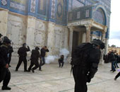 بالفيديو.. قوات الاحتلال الإسرائيلية تقتحم باحة المسجد الأقصى