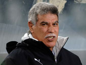 طلائع الجيش يضم مدافع منتخب فلسطين