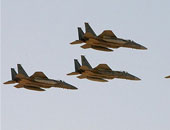 تشديد الحراسة على المنشآت الحكومية والطيران الحربى يحلق فوق صنعاء
