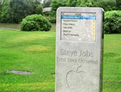 قبر ستيف جوبز على شكل "أيبود" 