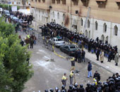 إبراهيم عبد المجيد يكتب: الإسكندرية التى صارت سوداء.. المدينة التى استوعبت الدنيا كلها تضيق الآن بأهلها من الأقباط بعد أن هبّ عليها هواء التخلف والسلفية والوهابية