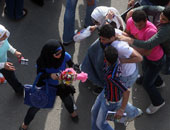 " نورهان " تقيم دعوى خلع ضد زوجها بسبب معاكسته لفتيات فى الشارع أمامها