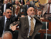 إجراءات أمنية تمنح الجماعة تعاطف الشارع وفرصة لنشر شعار «الإسلام هو الحل» وتضعها فى صف المعارضة الأول دون مجهود