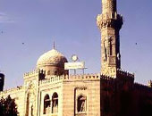 حى الخليفة يعلن انتهاء إصلاح كسر ماسورة أمام مسجد السيدة عائشة