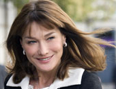 جولة فنية للمطربة الفرنسية كارلا برونى الزوجة السابقة لساركوزى