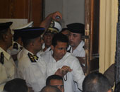 تأجيل محاكمة محسن السكرى بتهمة "غسيل الأموال" لـ 24 أغسطس