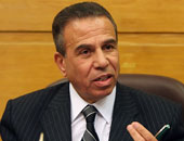 وزير يشكل لجنة لفحص المبانى المجاور لعقار الموسكى المنهار