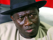 حاكم ولاية كانو النيجيرية يتهم الرئيس بالتخطيط لقتله