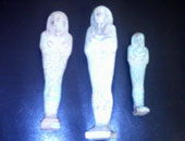 حبس عاطل ضبط بحوزته 4 تماثيل أثرية تعود للعصر الفرعونى بالصف