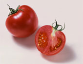 6 أطعمة غير متوقعة تساعد على حرق دهون جسمك أهمها جوز الهند والطماطم