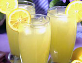 عصير الليمون بالتفاح أفضل مشروب يروى عطشك فى الجو الحار