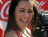 حسناء بارجواى تفى بوعدها وتتعرى