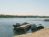 "البيئة": السيطرة على بقعة زيتية فى نهر النيل قبل قناطر أسيوط