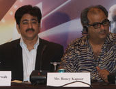 الموزعون المصريون يطالبون بتخفيض سعر الفيلم الهندى