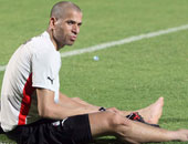 المدير الفنى يطلب من جمعة التخلى عن طريقته مع المنتخب!