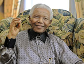 الجارديان: دار نشر تسحب كتاب عن نيلسون مانديلا بسبب غضب أرملته 