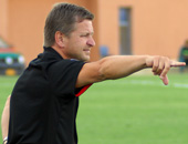 سكوب يسقط فى أزمة كثرة الجاهزين 