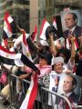 الجالية المصرية تحتشد أمام مقر إقامة الرئيس السيسي بنيوريوك الجالية المصرية تحتشد أمام مقر إقامة الرئيس السيسي بنيوريوك