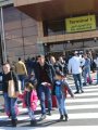 بريطانيا ترفع قيود الرحلات الجوية إلى شرم الشيخ.. حكومة لندن تبدأ مخاطبة شركات الطيران.. السفارة البريطانية: مصر آمنة والقرار جاء بعد تعاون وثيق.. وصحف بريطانية: القاهرة بذلت الكثير لرفع مستوى أمن المطارات بريطانيا ترفع قيود الرحلات الجوية إلى شرم الشيخ.. حكومة لندن تبدأ مخاطبة شركات الطيران.. السفارة البريطانية: مصر آمنة والقرار جاء بعد تعاون وثيق.. وصحف بريطانية: القاهرة بذلت الكثير لرفع مستوى أمن المطارات