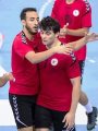 مصر بطل العالم ..أحفاد الفراعنة يحلقون فى سماء كرة اليد العالمية.. هزموا الماكينات الألمانية 28/32 فى نهائى مونديال مقدونيا.. أبطال اليد توجوا باللقب للمرة الأولى فى التاريخ.. ومجدى أبو المجد مدرب يصنع البسمة مصر بطل العالم ..أحفاد الفراعنة يحلقون فى سماء كرة اليد العالمية.. هزموا الماكينات الألمانية 28/32 فى نهائى مونديال مقدونيا.. أبطال اليد توجوا باللقب للمرة الأولى فى التاريخ.. ومجدى أبو المجد مدرب يصنع البسمة