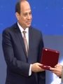 الرئيس يكرم علماء مصر الرئيس يكرم علماء مصر