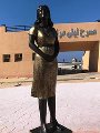 تمثال ليلى مراد بمطروح يثير الجدل.. رواد السوشيال الميديا يتساءلون: مين دى؟.. منفذ العمل: مطابق لملامح الفنانة والصور خادعة.. و"التنسيق الحضارى" يطالب برفع التمثال لعدم موافقته شروط وضع التماثيل بالميادين العام تمثال ليلى مراد بمطروح يثير الجدل.. رواد السوشيال الميديا يتساءلون: مين دى؟.. منفذ العمل: مطابق لملامح الفنانة والصور خادعة.. و"التنسيق الحضارى" يطالب برفع التمثال لعدم موافقته شروط وضع التماثيل بالميادين العام