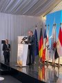 رئيس وفد الاتحاد الأوروبى فى افتتاح محطة خليج السويس