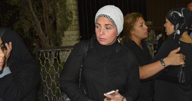 صابرين: "لا التفت للانتقادات.. وأعوذ بالله من النت والفيس بوك"