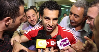 بعثة المنتخب تصل القاهرة عقب الفوز على بتسوانا فى تصفيات أمم إفريقيا