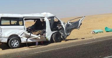 مصرع عامل وإصابة 11 آخرين فى حادث تصادم بالفيوم