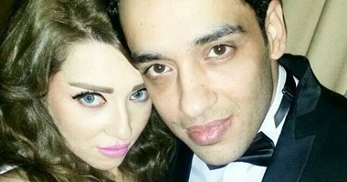 الفنان رامى جمال ينشر صورة زواجه على "فيس بوك"