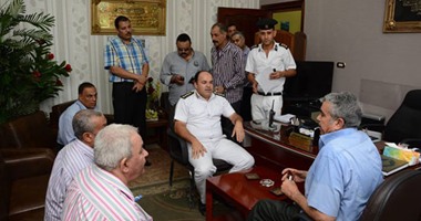 محافظ الإسكندرية يسلم 5 "نباشين" لقسم سيدى جابر ..وحبسهم4 أيام