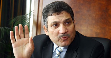 وزير الرى يعود إلى القاهرة قادماً من أوغندا