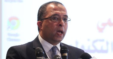 سلطنة عمان ومصر تبحثان تطوير العمل بالقطاع الحكومى