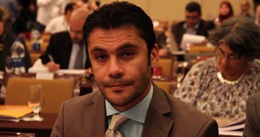 أحمد حسن:"هزعل ازاى من النقد بعد اللى حصل مع حسن شحاتة"