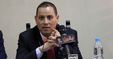 البورصة تنهى تعاملاتها على تباين وتراجع محدود للمؤشر الرئيسى